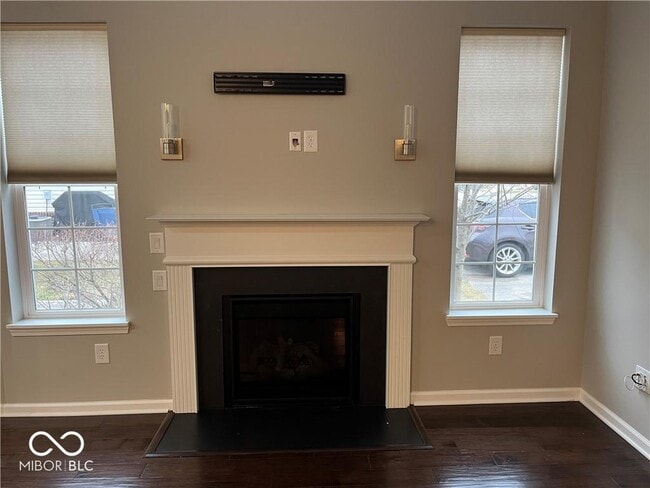 Building Photo - 9743 Prairie Smoke Dr