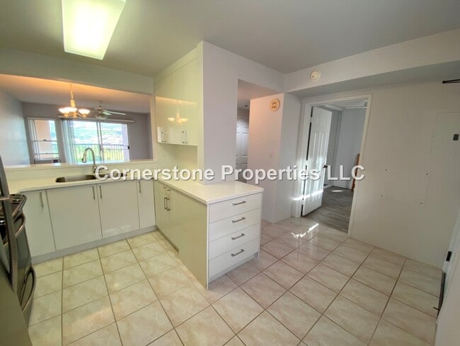 Building Photo - 3054 Ala Poha Pl