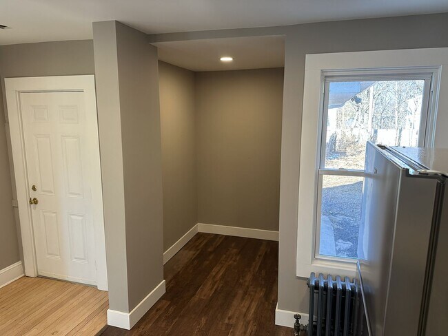 Building Photo - 173-175 Center Street