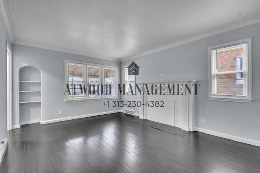 Building Photo - This beautifully updated 3-bedroom, 1-bath single-family home is ready for move-in!