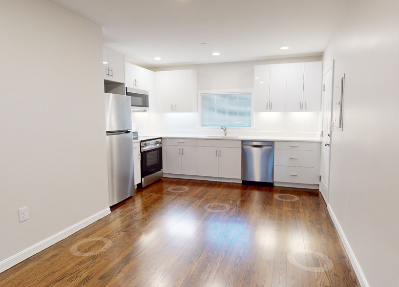 Apt 1A - 50 Kent St