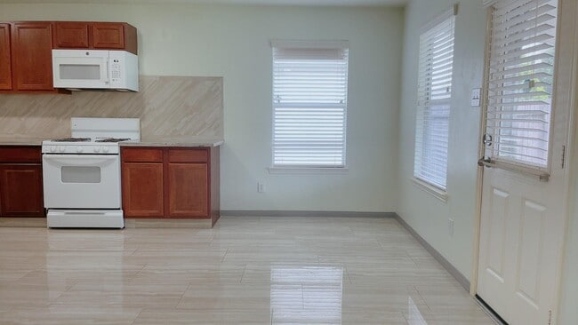 Building Photo - 19226 Augusta Mist Ln