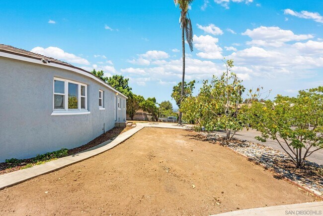 Building Photo - 2530 Pruett Dr