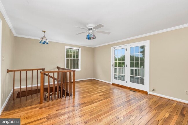 Building Photo - 607 E Wheel Rd