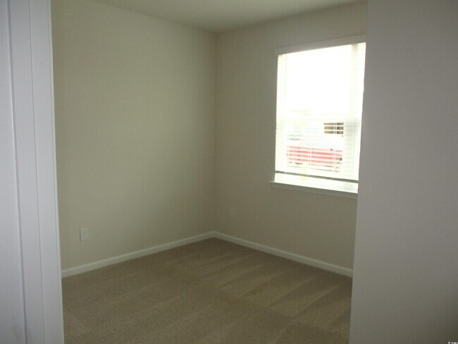 Building Photo - 1443 Porchfield Dr