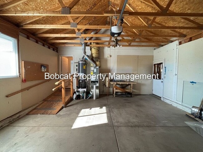 Building Photo - 628 Long Valley Rd