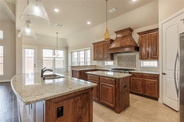 Building Photo - 4802 Comstock Way