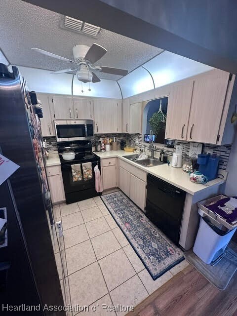 Building Photo - 4315 Vantage Cir