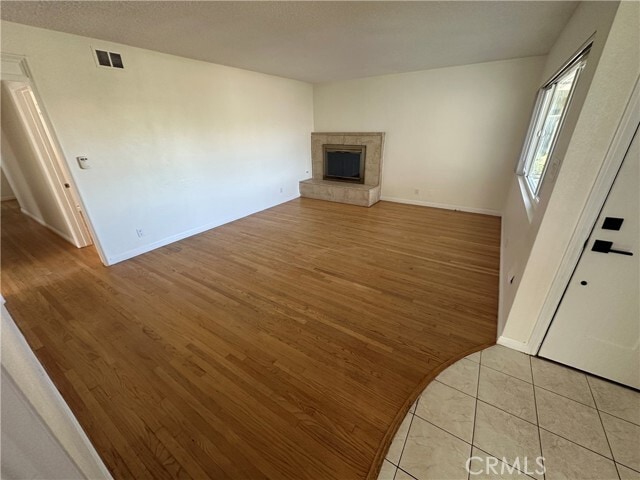 Building Photo - 4476 W 140th St