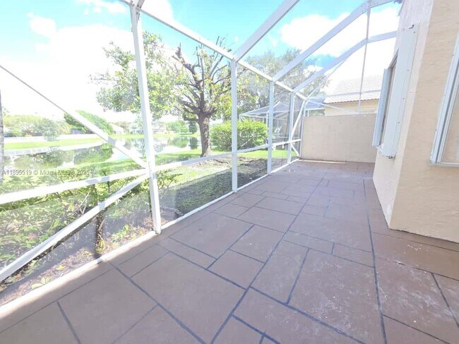 Building Photo - 15793 NW 16th Ct