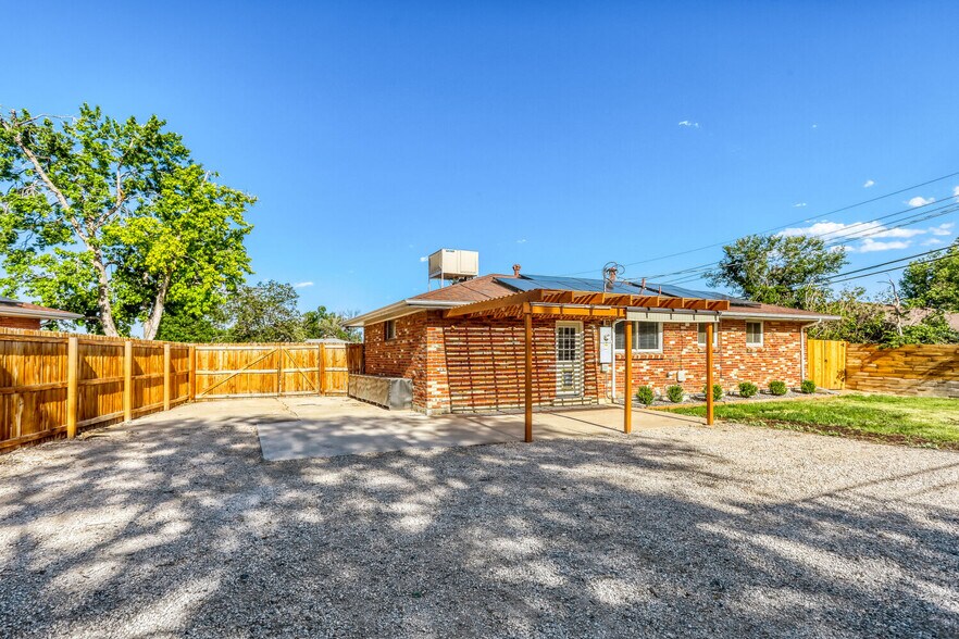 Extended Driveway for boat/camper - 8063 Wyandot St