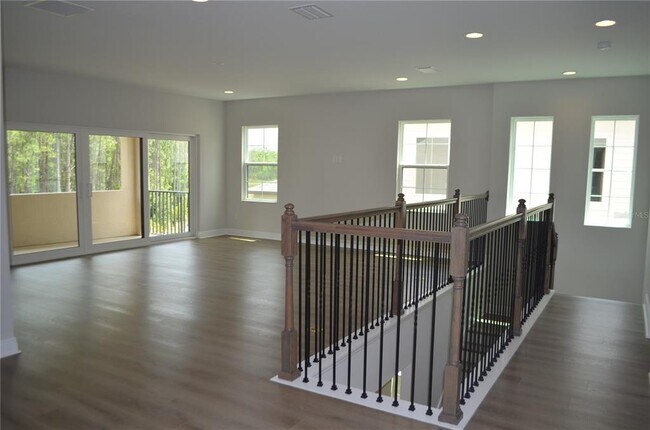 Building Photo - 35311 Big Hawk Dr