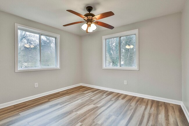 Building Photo - Cozy 3bd/1ba in Hampton.