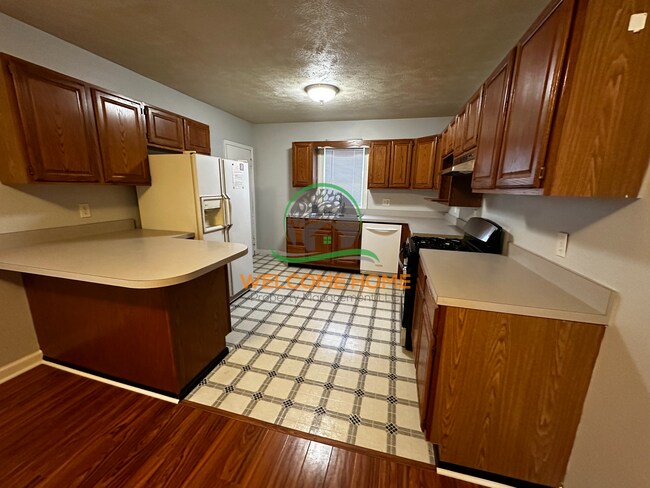 Building Photo - 22nd St