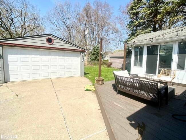 Building Photo - 421 N Edgeworth Ave