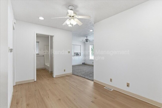 Building Photo - 2353 Jackson Ave