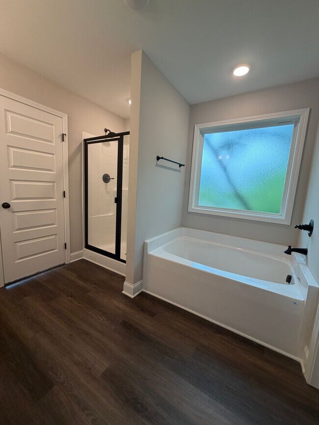 Building Photo - 1711 Golf Club Ln NW
