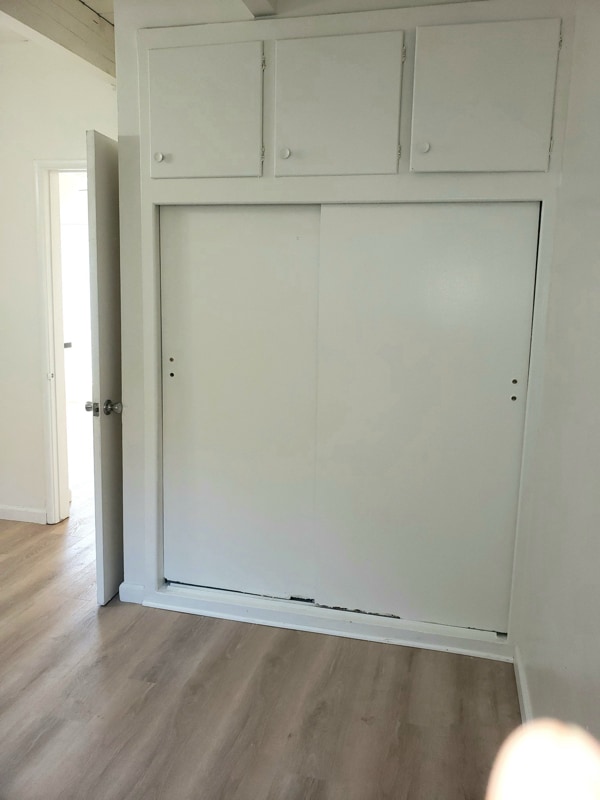 Building Photo - 1909 Beachwood Dr