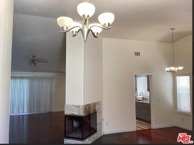 Building Photo - 2657 Sandstone Ct