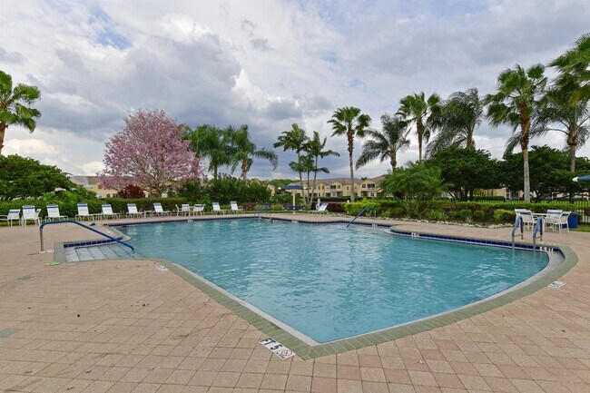 Building Photo - 3566 Parkridge Cir