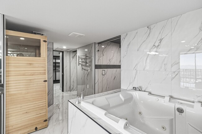 Building Photo - 3111 Bel Air Dr