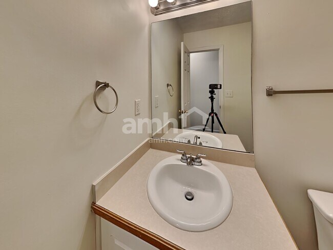 Building Photo - 1377 Bramlett Forest Ct
