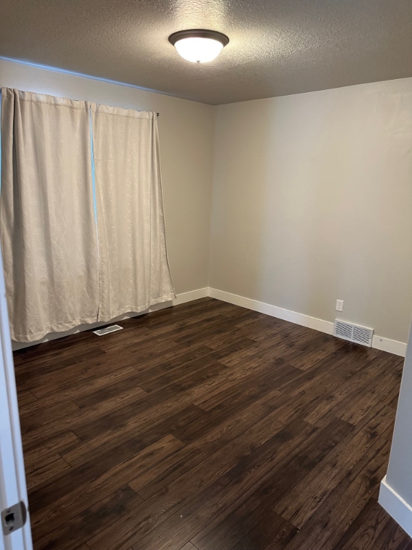Building Photo - 873 S 2150 W