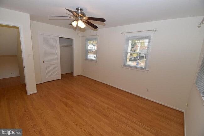 Building Photo - 2622 Shelby Ln