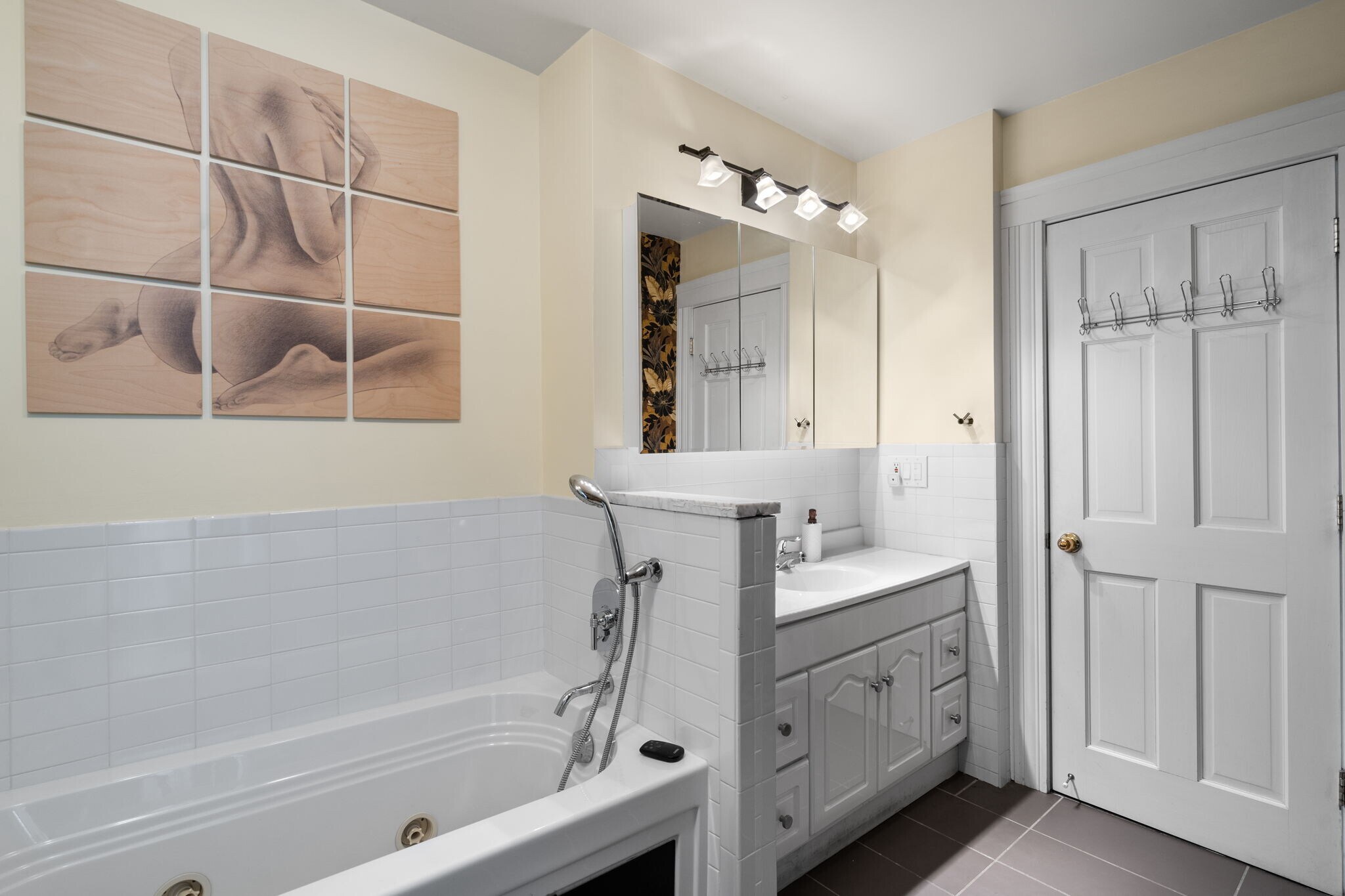 Building Photo - 61 Cummins Hwy