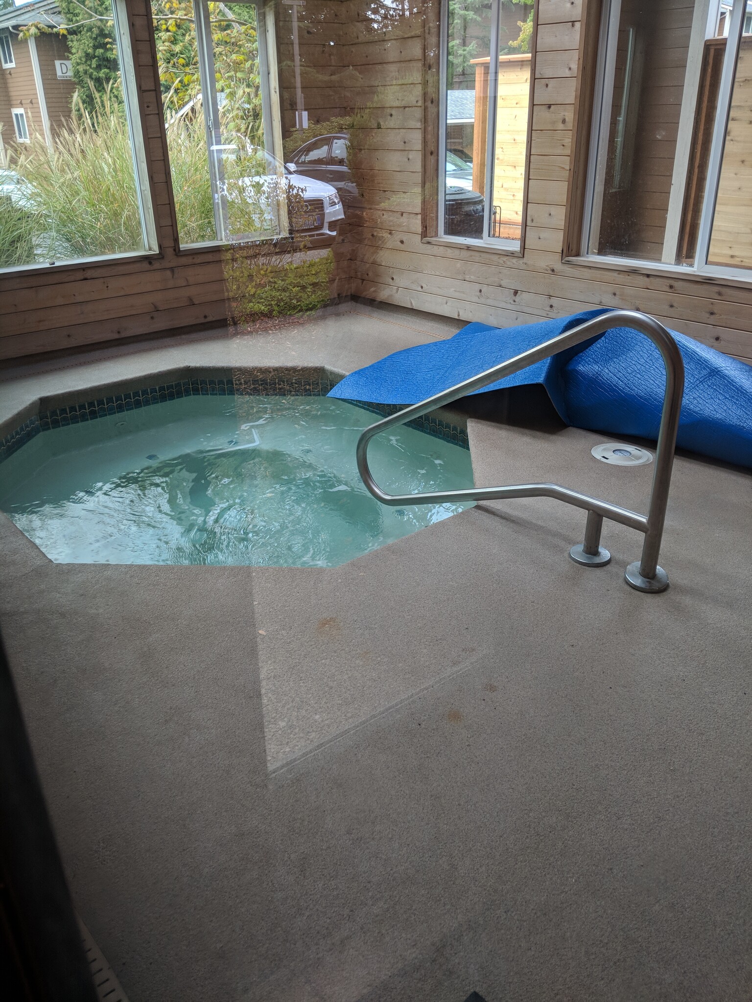 Jacuzzi - 14124 NE 181st Pl