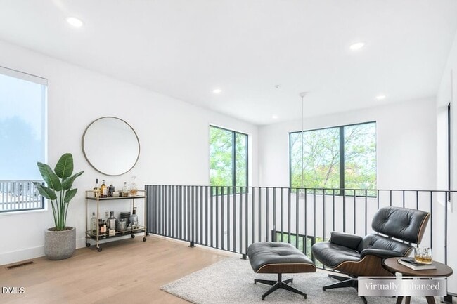 Building Photo - 29 Enterprise St