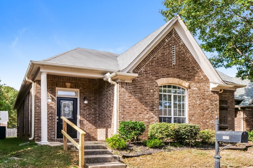 Building Photo - 1547 Wynne Grove Rd