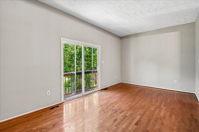 Building Photo - 8346 Sperry Ct