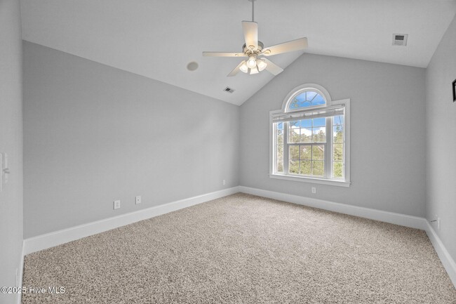 Building Photo - 109 Dunlin Ct