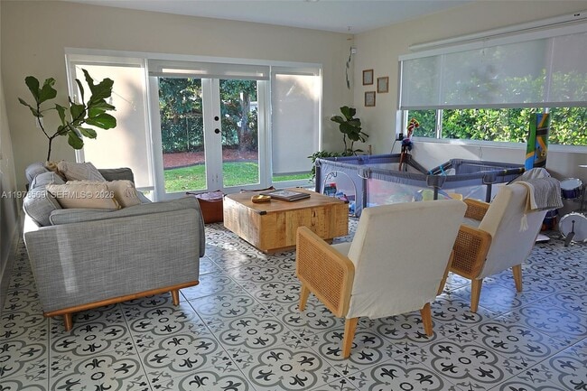 Building Photo - 10804 NW 2nd Ave