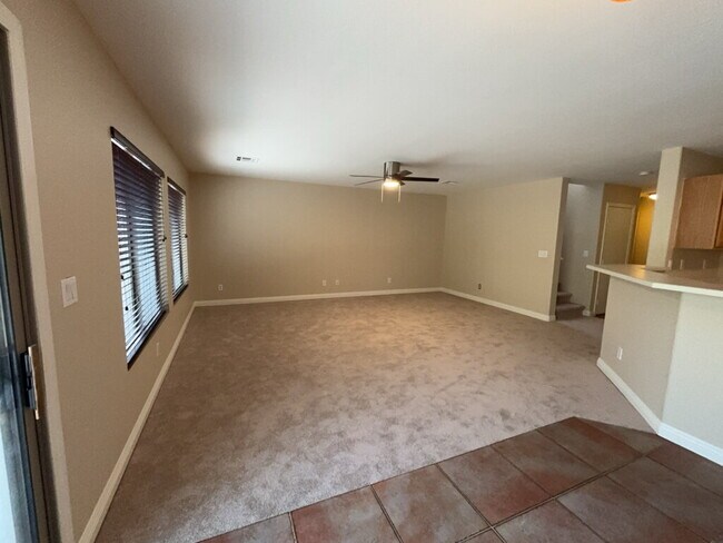 Building Photo - Beautiful Southwest Home in Southwest Ranch!