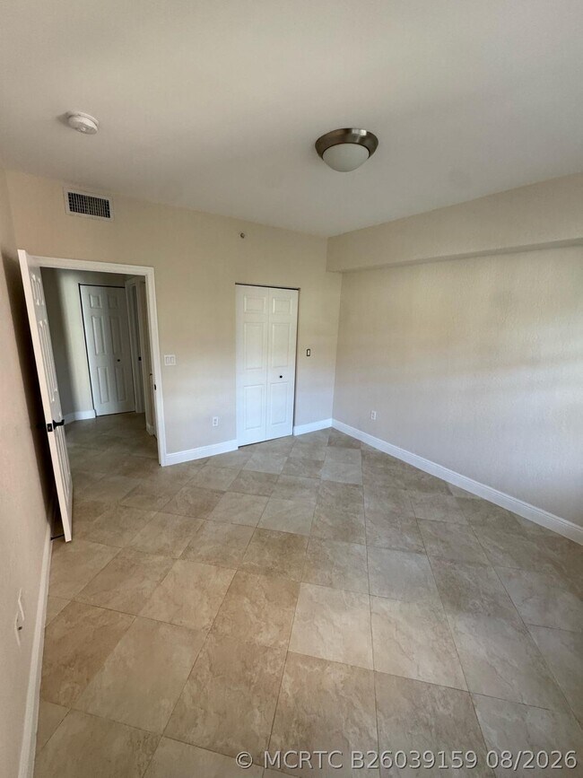 Building Photo - 1803 N Flagler Dr