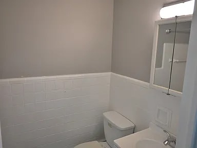 Building Photo - 6801 Bingham St