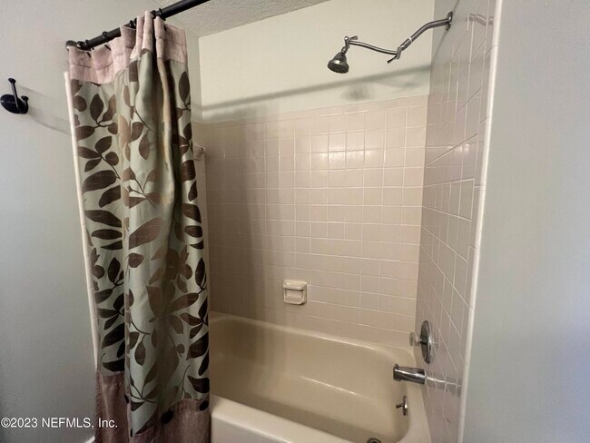 Building Photo - 108 Cranes Lake Dr