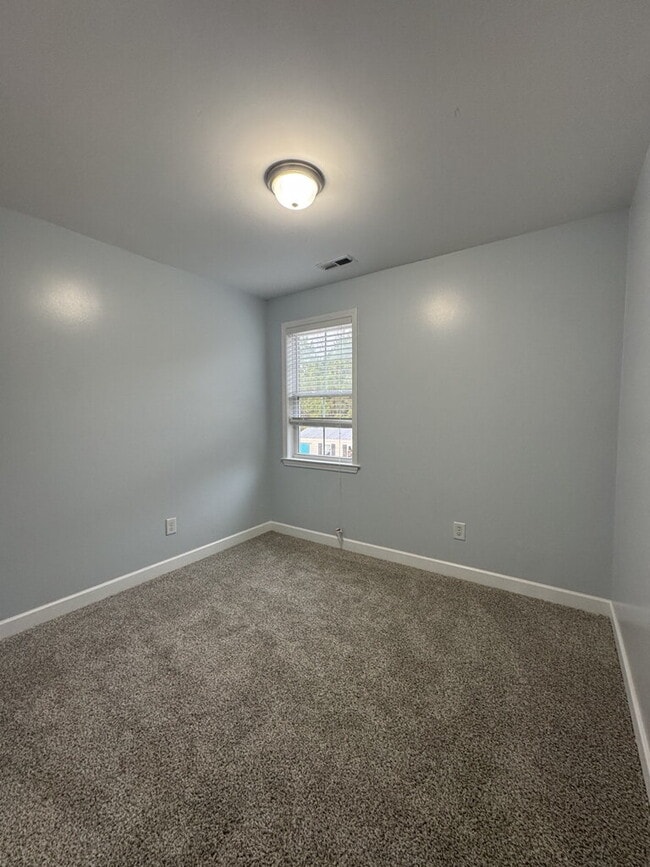 Building Photo - 1260 Pickett Rd