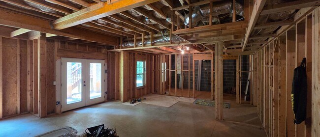 Building Photo - Executive home in Lewisville gated community