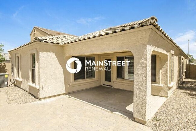 Building Photo - 3 Bedroom Pet-Friendly Home in Tolleson, AZ with Main Street Renewal
