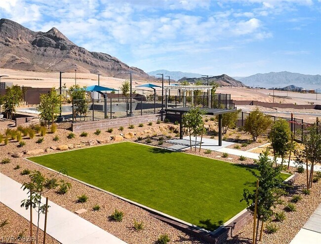 Building Photo - 646 Infinity Rdg St