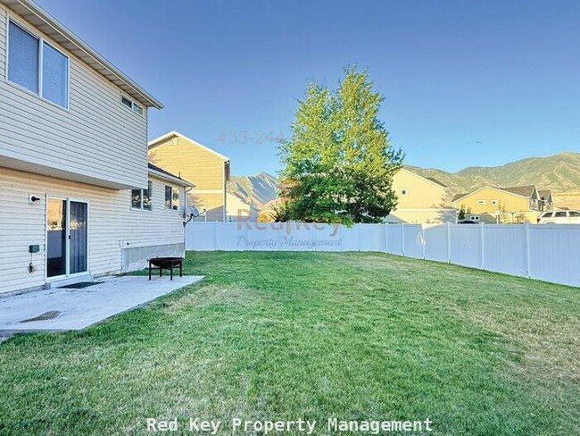 Building Photo - 177 Crystal Bay Dr