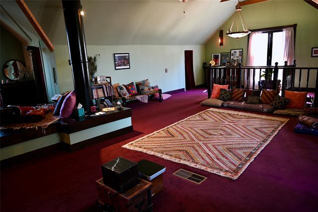 Building Photo - 327 S Edgefield Ave