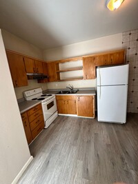 Building Photo - 1 Bed 1 Bath available in Otis Orchards