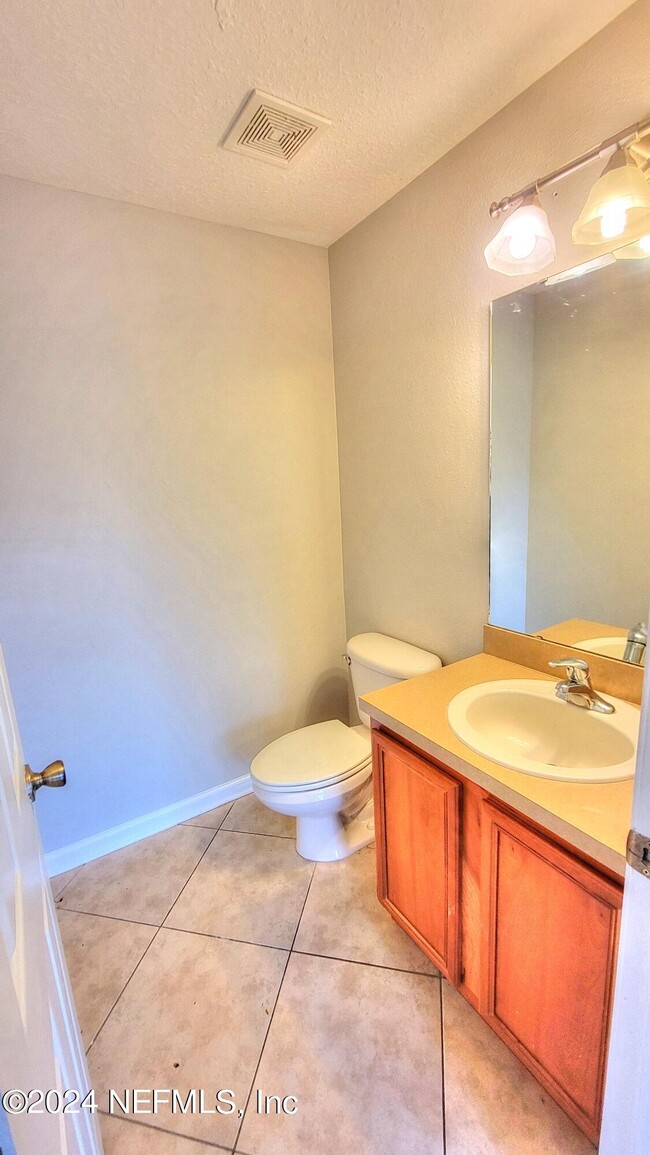 Building Photo - 7131 Rampart Ridge Cir W
