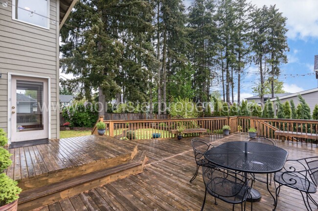 Building Photo - Beautiful Spacious Home in Tigard