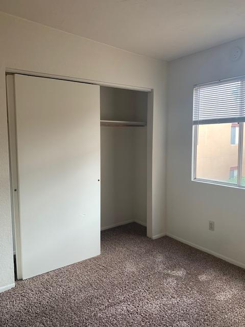 Building Photo - Apartment for rent