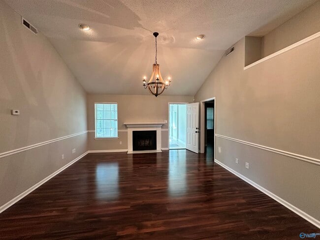 Building Photo - 13065 Hermosa Dr SW